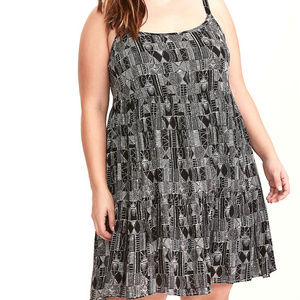 1X 14/16 Torrid Black Geo Print Trapeze Sun Dress